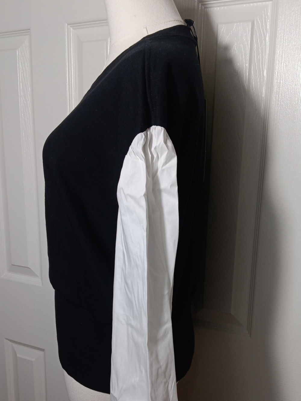 NWT Truth by Republic Black Mixed Media Balloon Sleeve Sweatshirt Medium - Picture 4 of 13